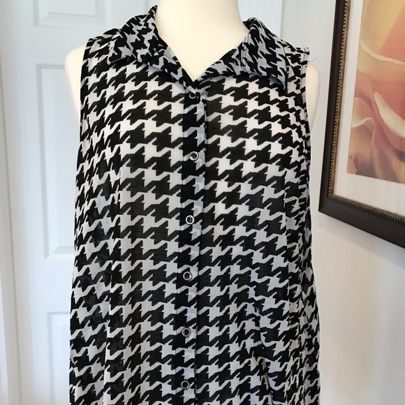 Ultra Flirt Tops - Houndstooth Tank